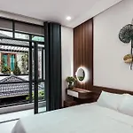 Yhome Apartment