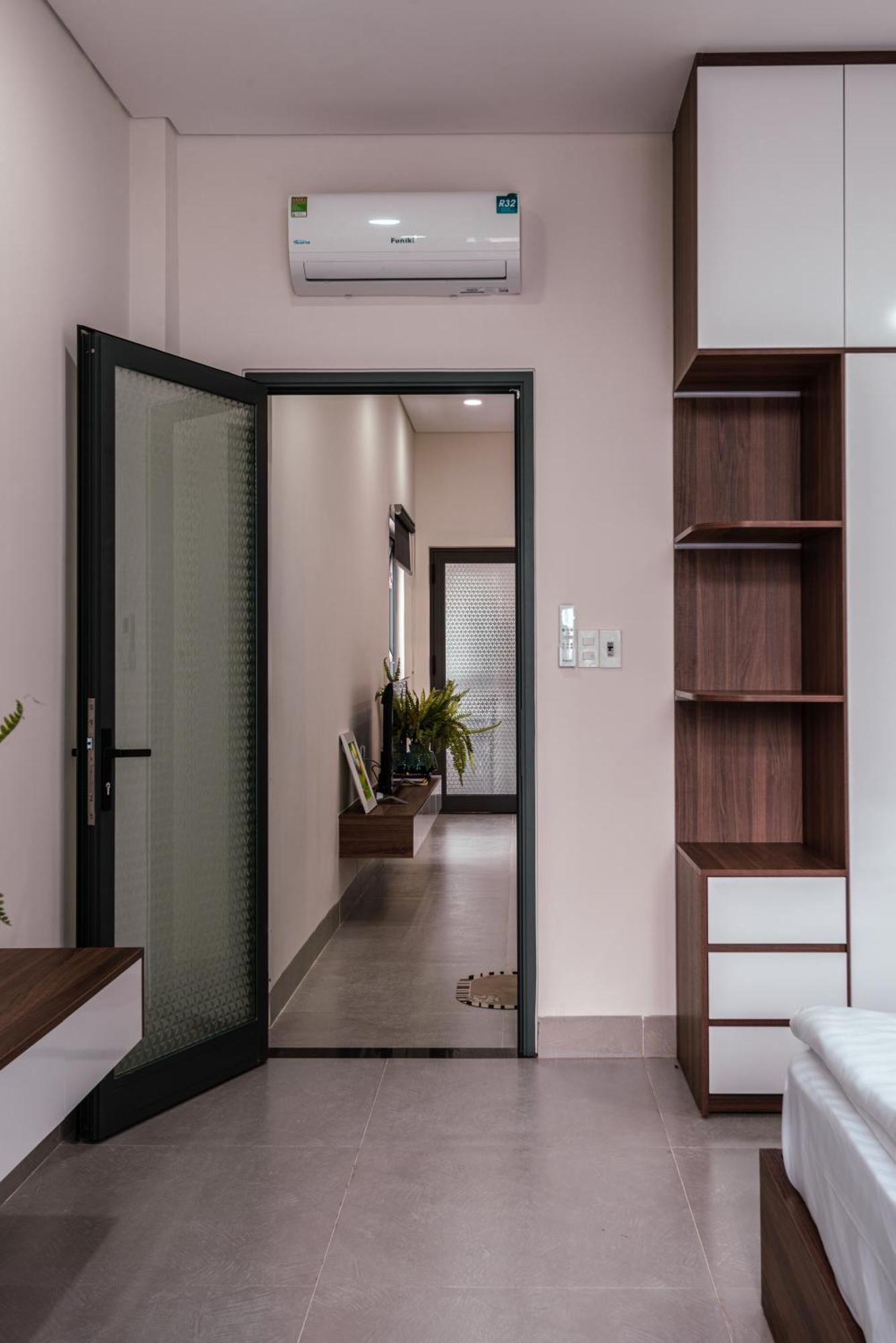 Khách sạn hẻo lánh Yhome Đà Nẵng
